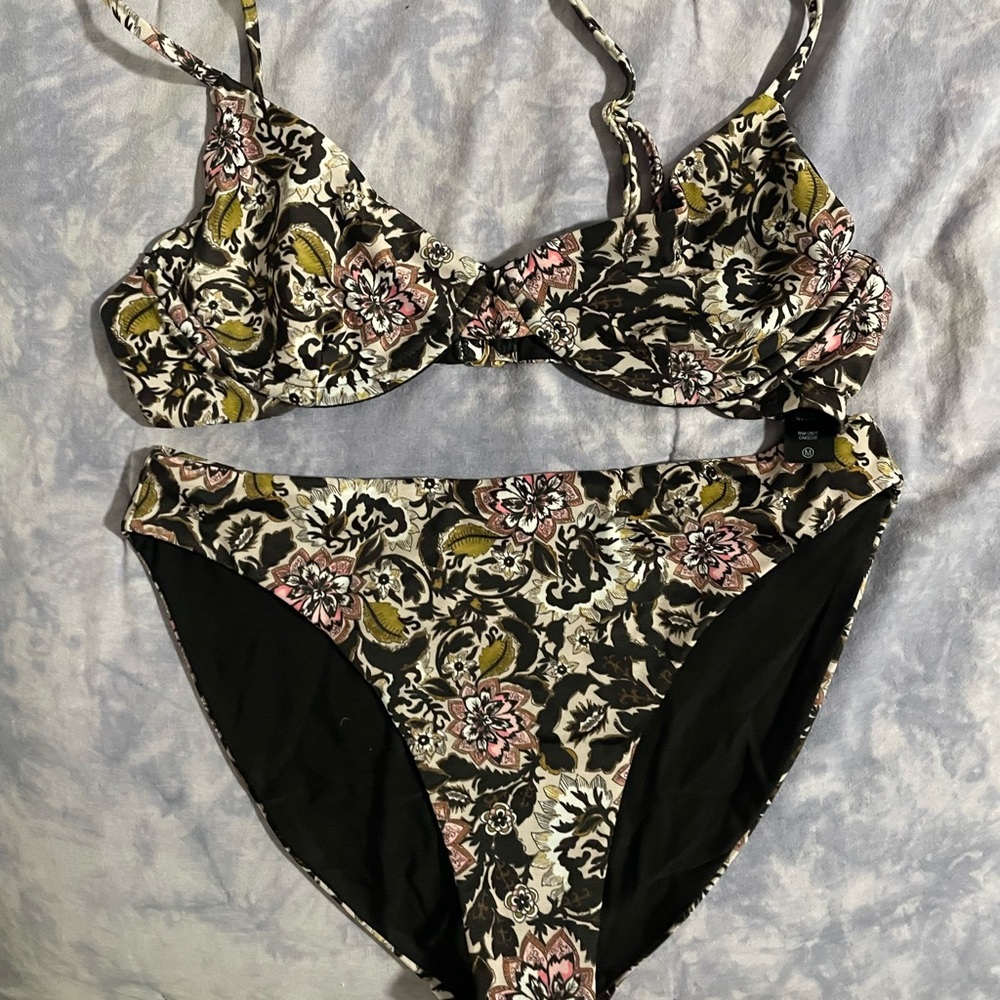 NTW Beach Riot Camila Top and Bottom